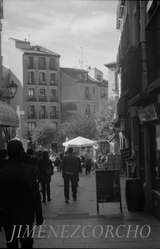 CALLE DE BARRIO JUAN  DE AUSTRIA