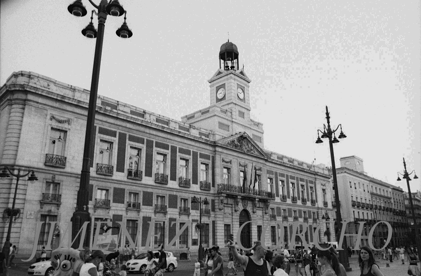 PUERTA   DEL  SOL