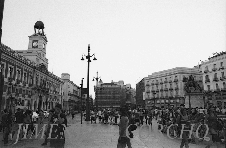 PUERTA   DEL  SOL