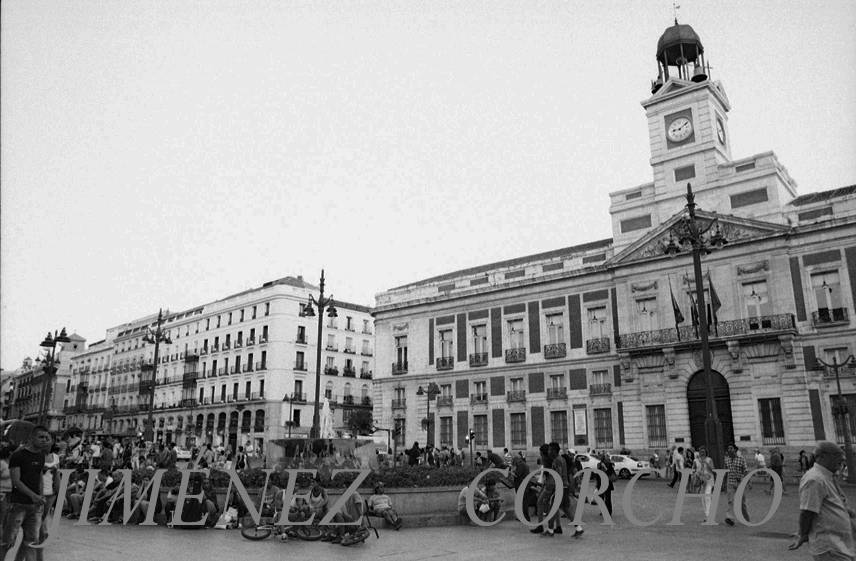 PUERTA   DEL  SOL