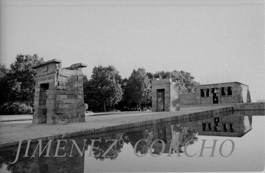 TEMPLO DE DEBOD