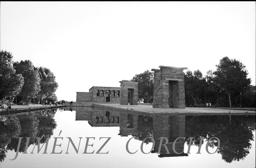 TEMPLO DE DEBOD