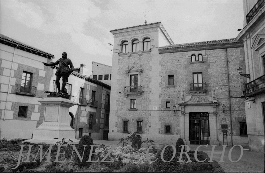 PLAZA DE LA  VILLA
