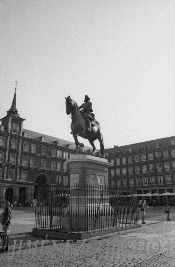 ESTATUA ECUESTRE DE  FELIPE IV