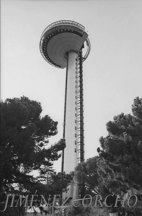 FARO DE  MONCLOA